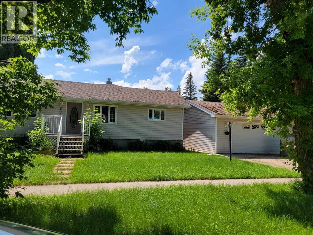 108 2 Avenue W — photo 2