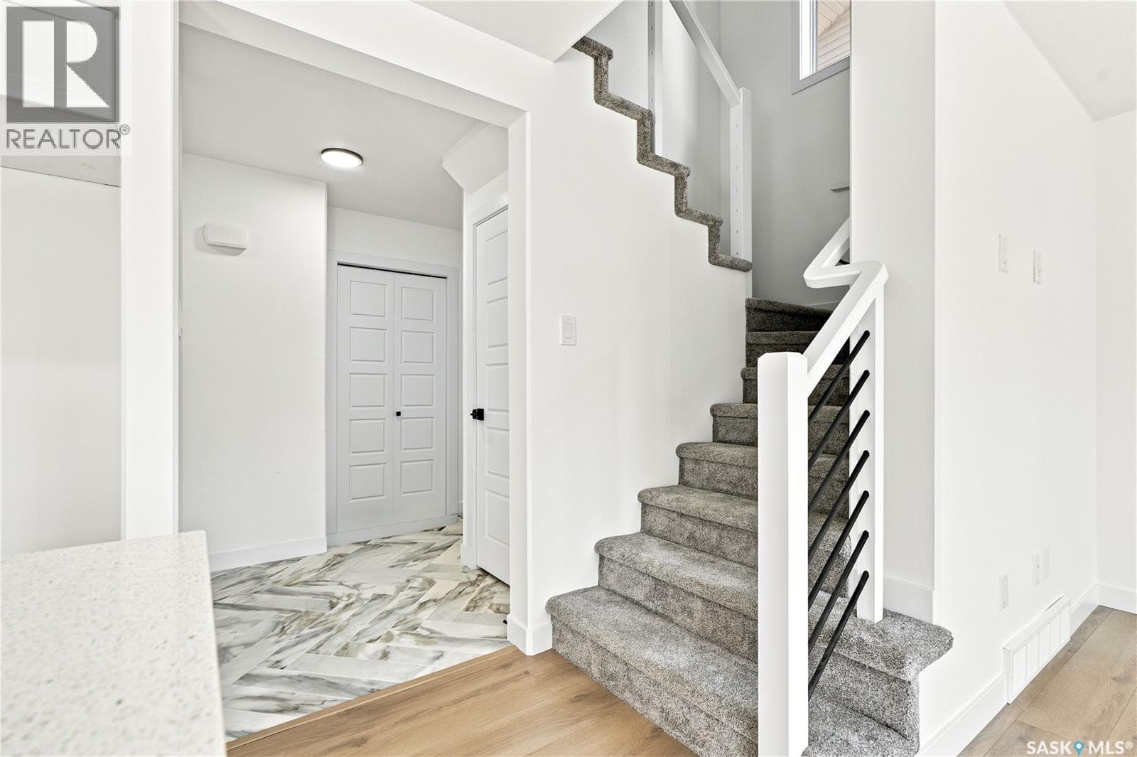 491 Traeger CLOSE — photo 5