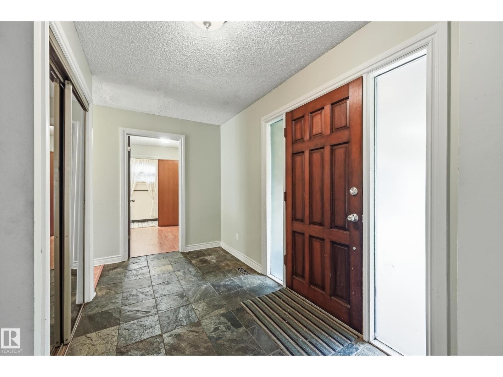 49 PINERIDGE CR — photo 5