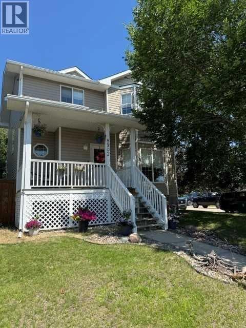 8902 60A Avenue — photo 2