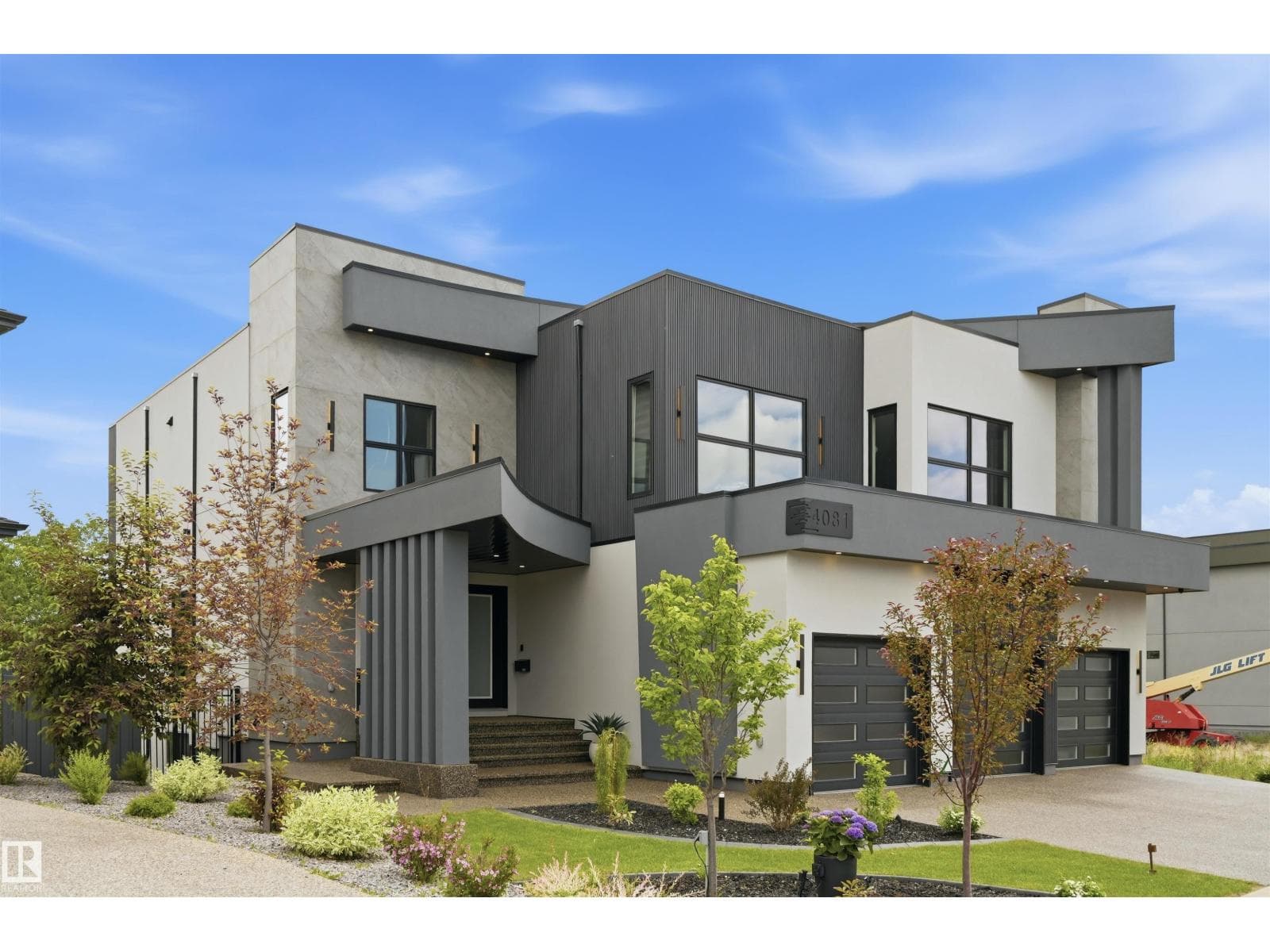 4081 WHISPERING RIVER DR SW — photo 3