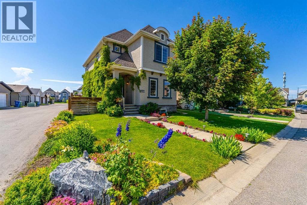 158 Mahogany Grove SE — photo 3