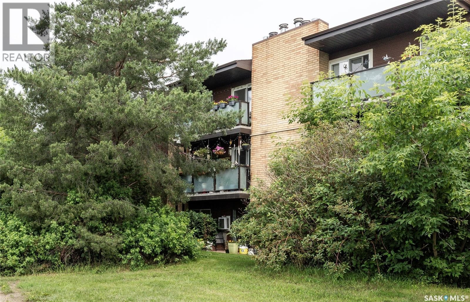 312 423 Tait COURT — photo 2