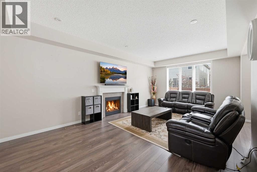 146 Windwood Grove SW — photo 4