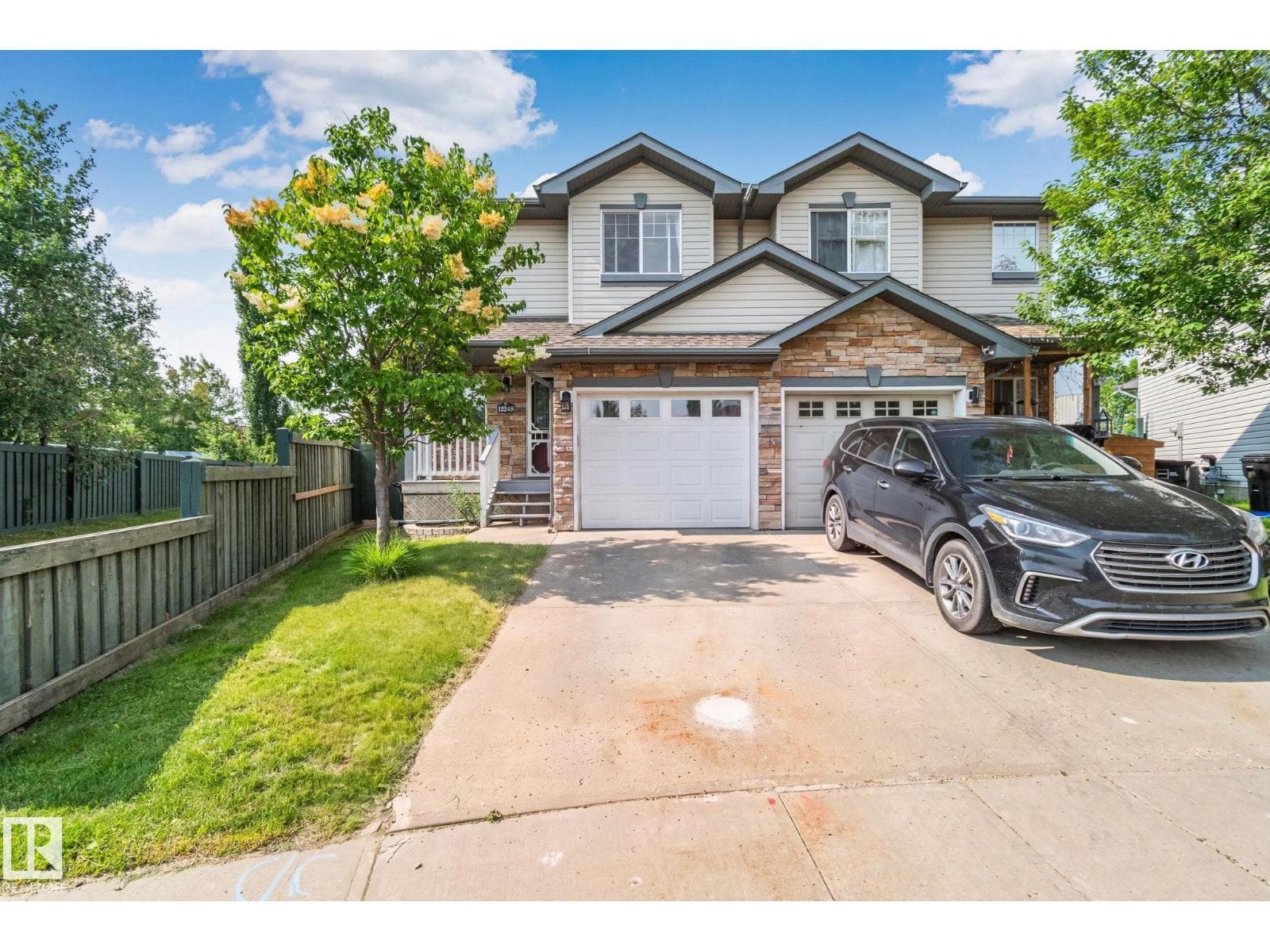 12248 16 AV SW
