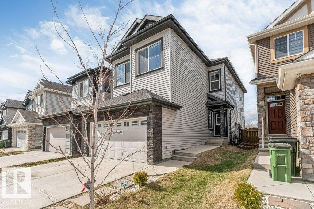 5140 23 AV SW — photo 2