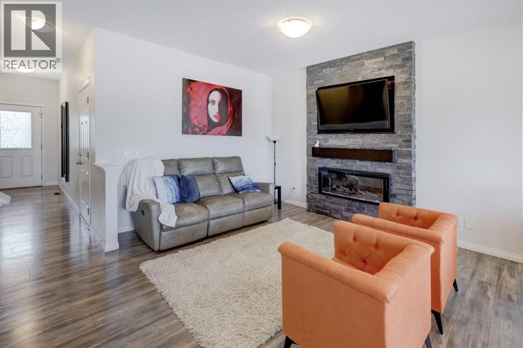 673 Hillcrest Road SW — photo 3