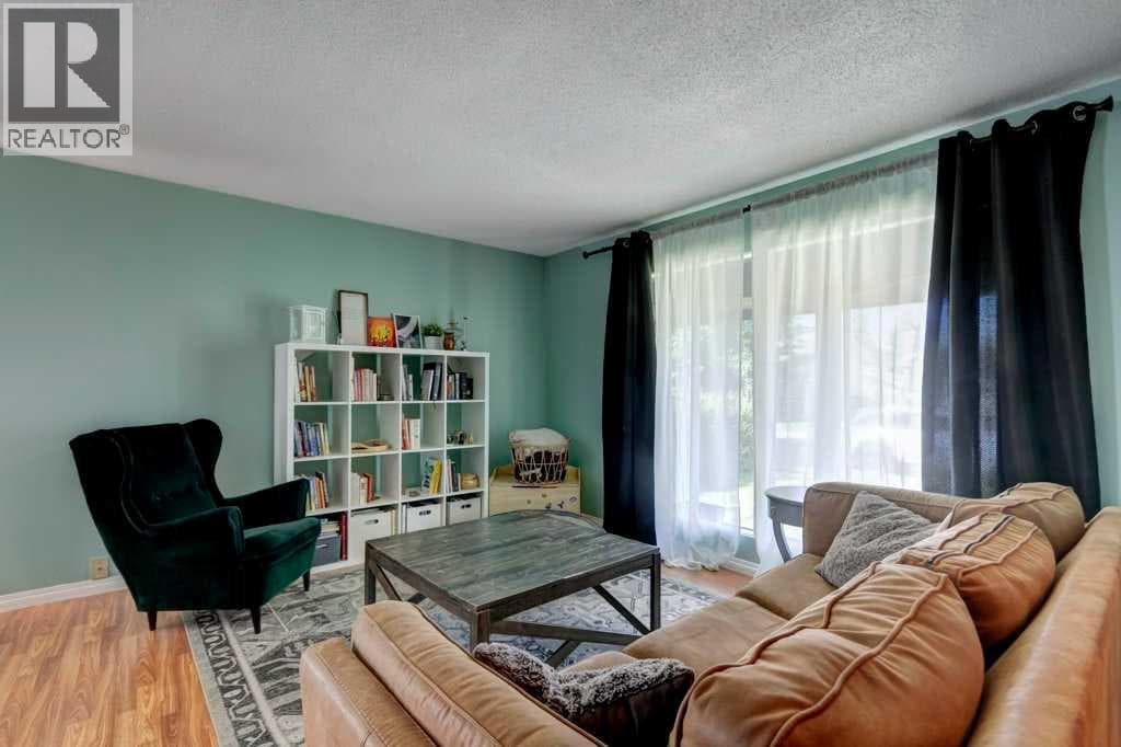 14 Mist Road SW — photo 3