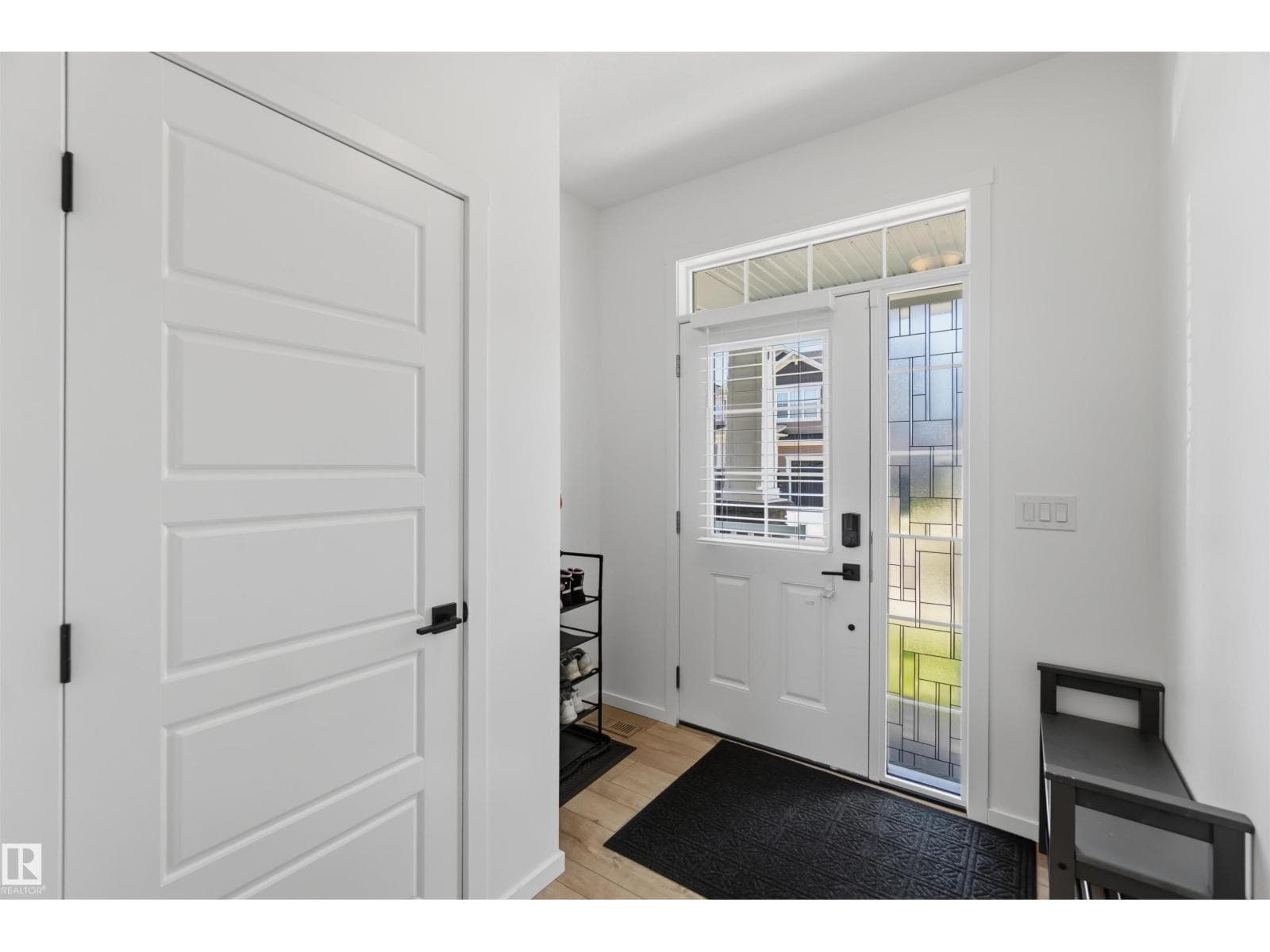 1070 STONESIDE RD — photo 3