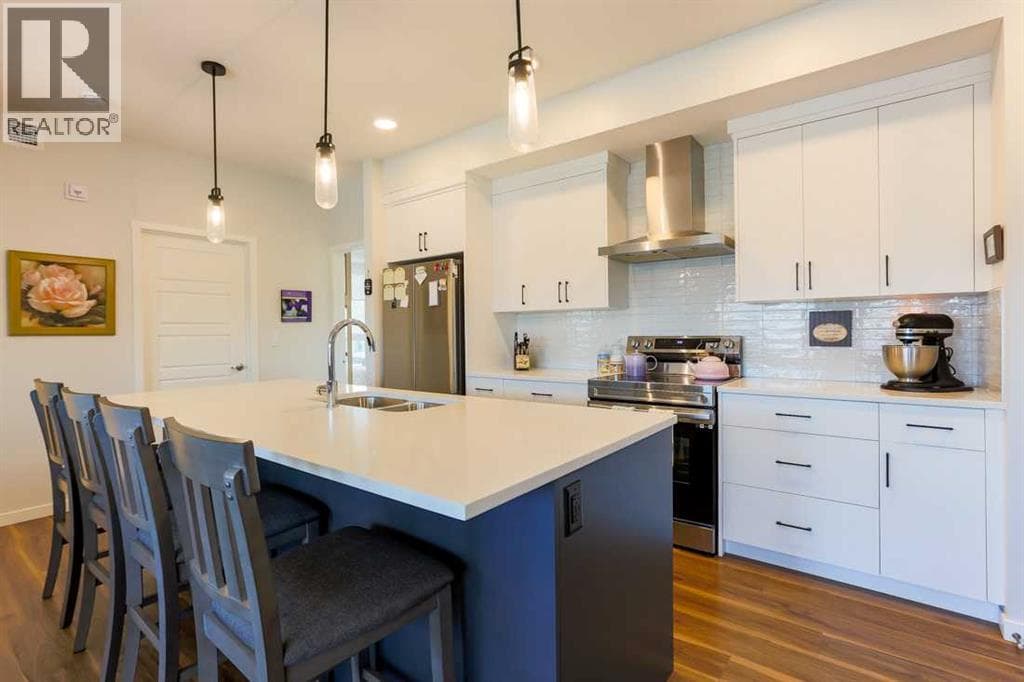 1403, 42 Cranbrook Gardens SE — photo 4