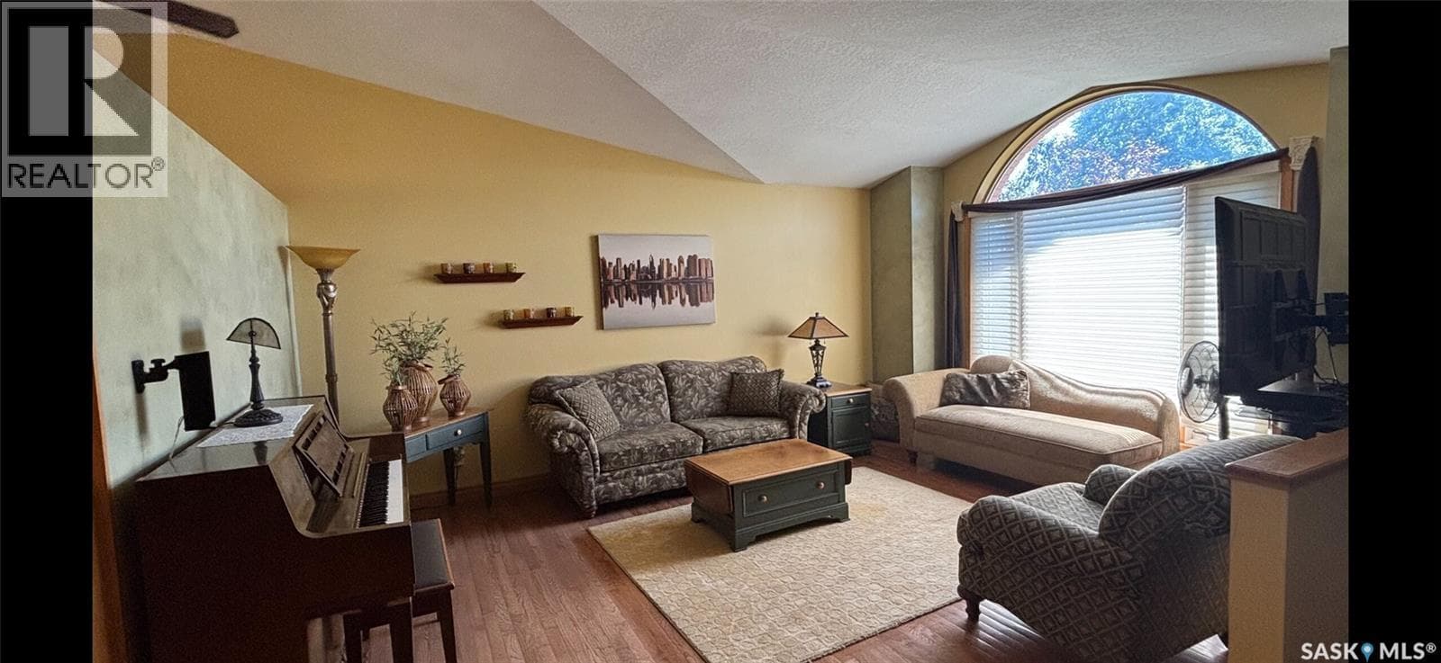8214 Rankin DRIVE — photo 2