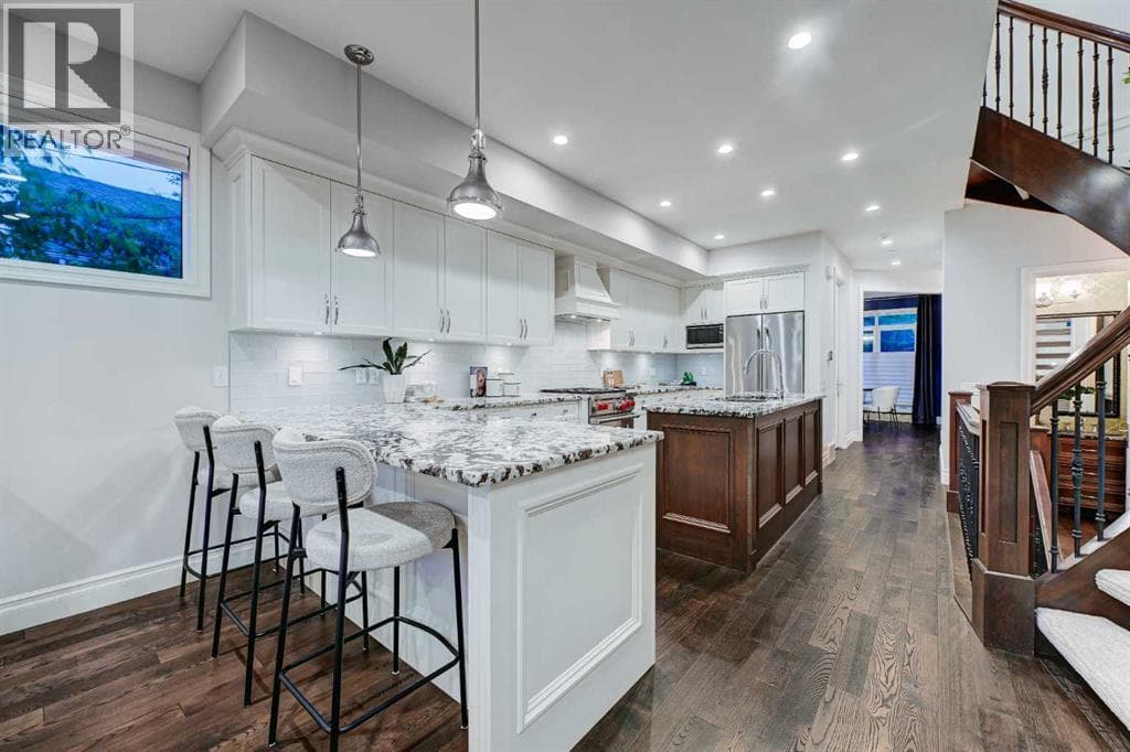 922 5 Street NW — photo 5