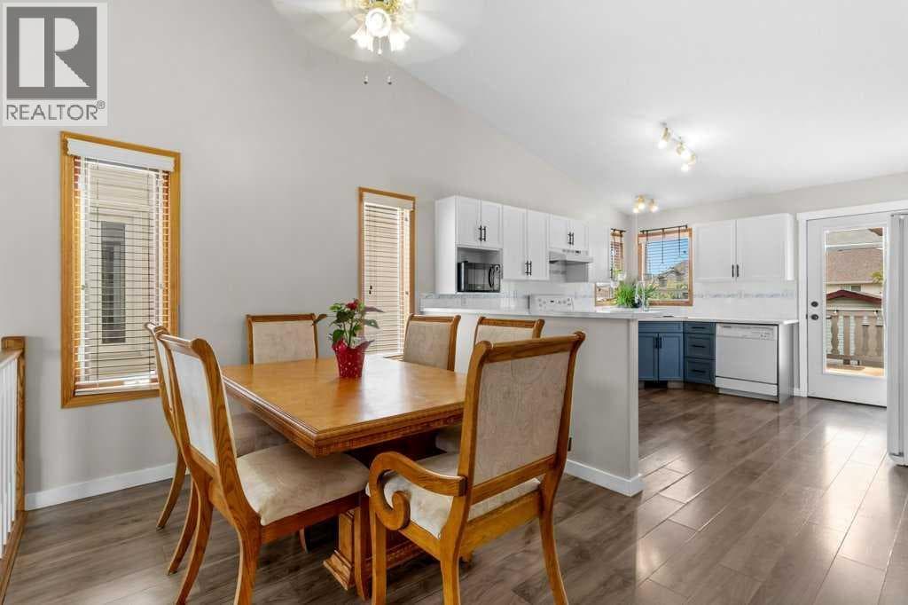 26 Lockwood Avenue — photo 4