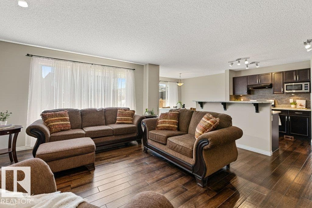 7511 177 AV NW — photo 4