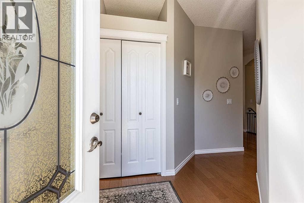 18 Ranchlands Lane NE — photo 5