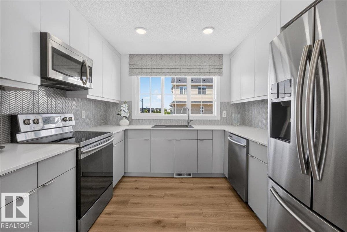 862 DANIELS WY SW — photo 5