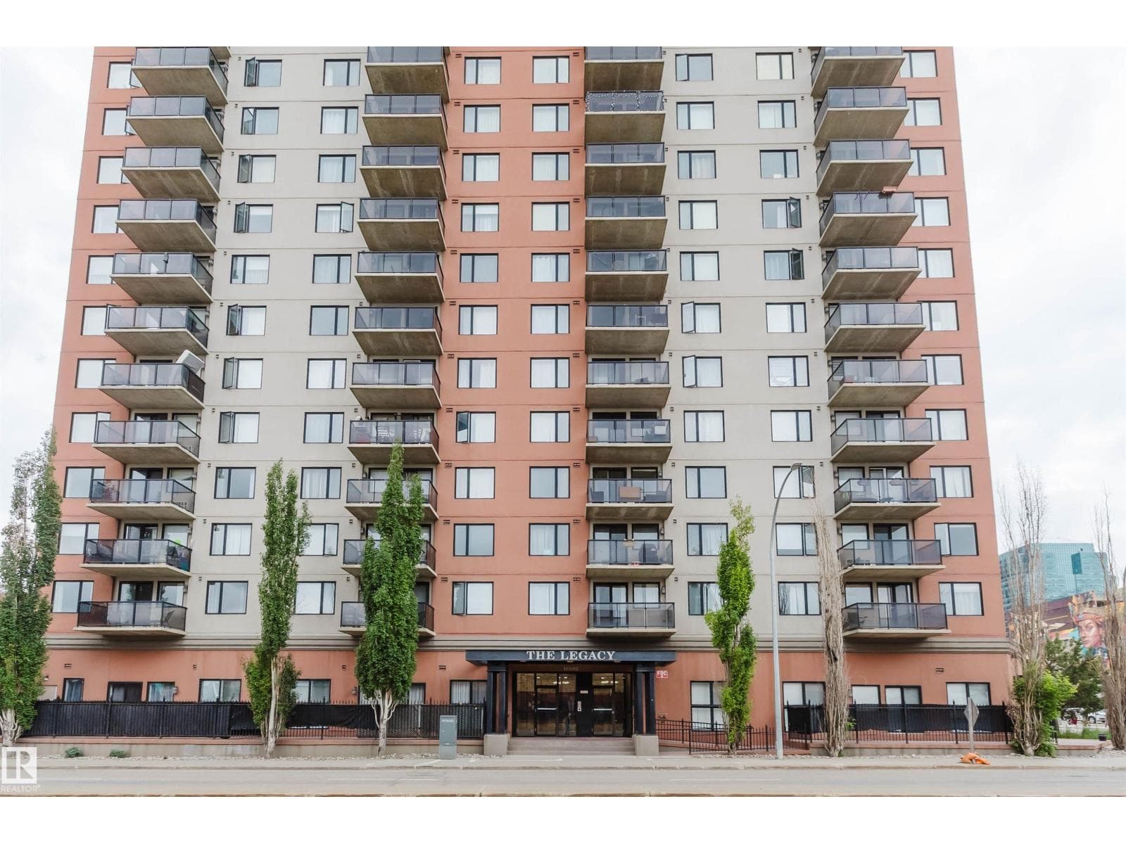 #608 10303 105 ST NW