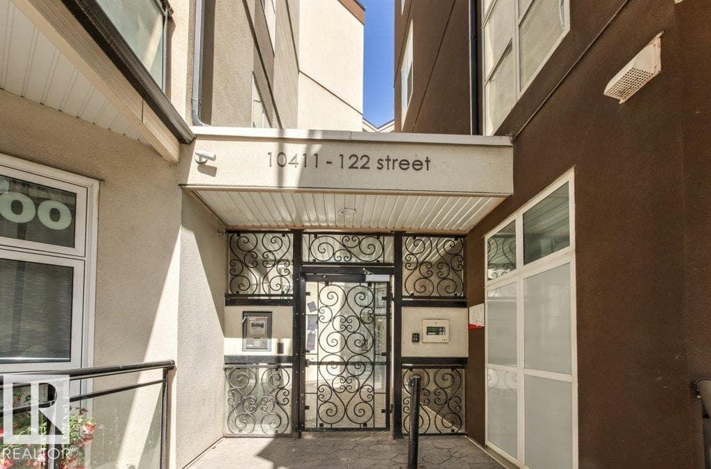 #404 10411 122 ST NW — photo 3
