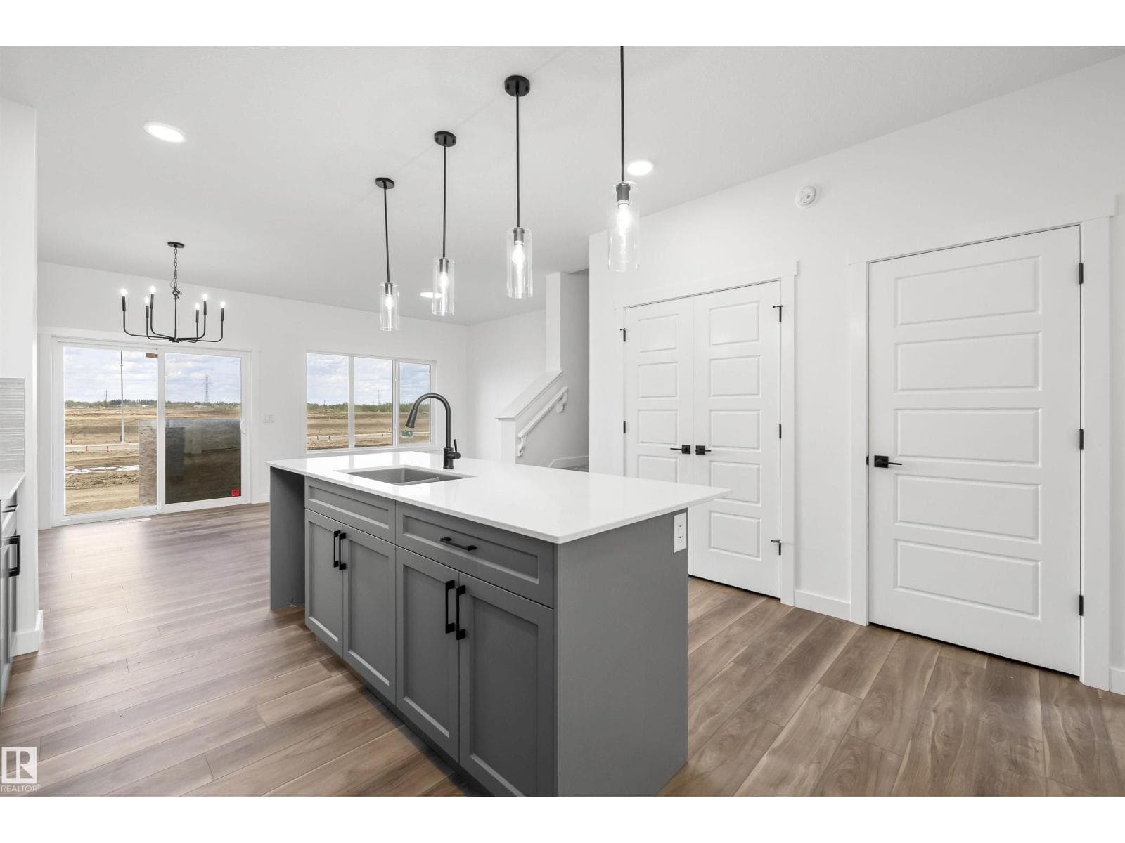 1850 187 ST NW — photo 5