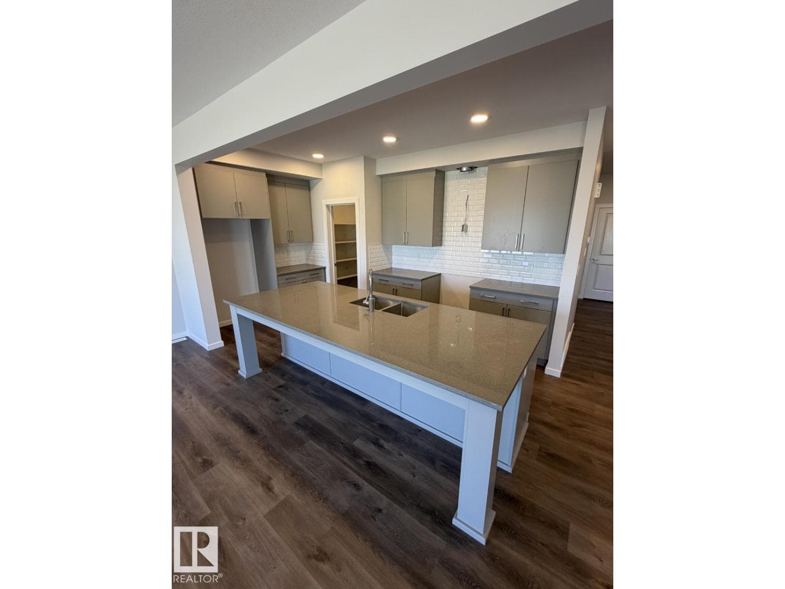 2476 Egret LO NW — photo 2