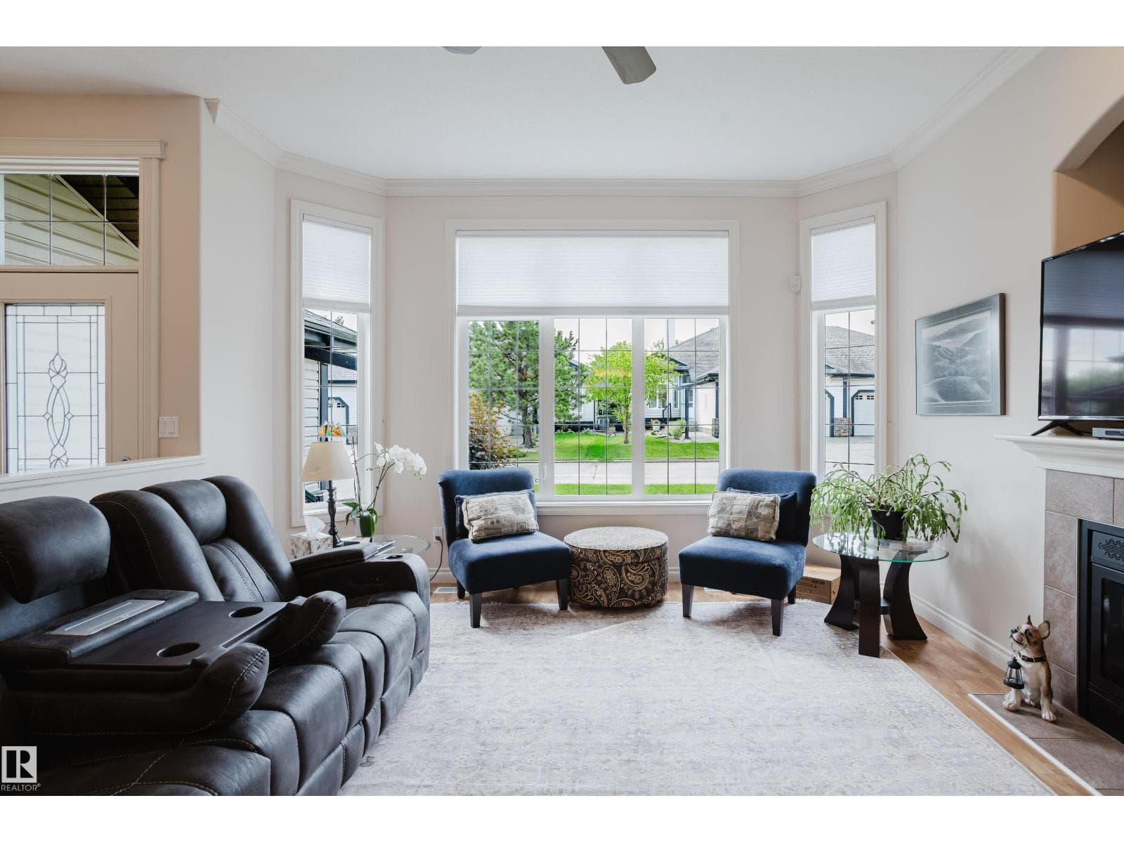 #6 12504 15 AV SW — photo 2