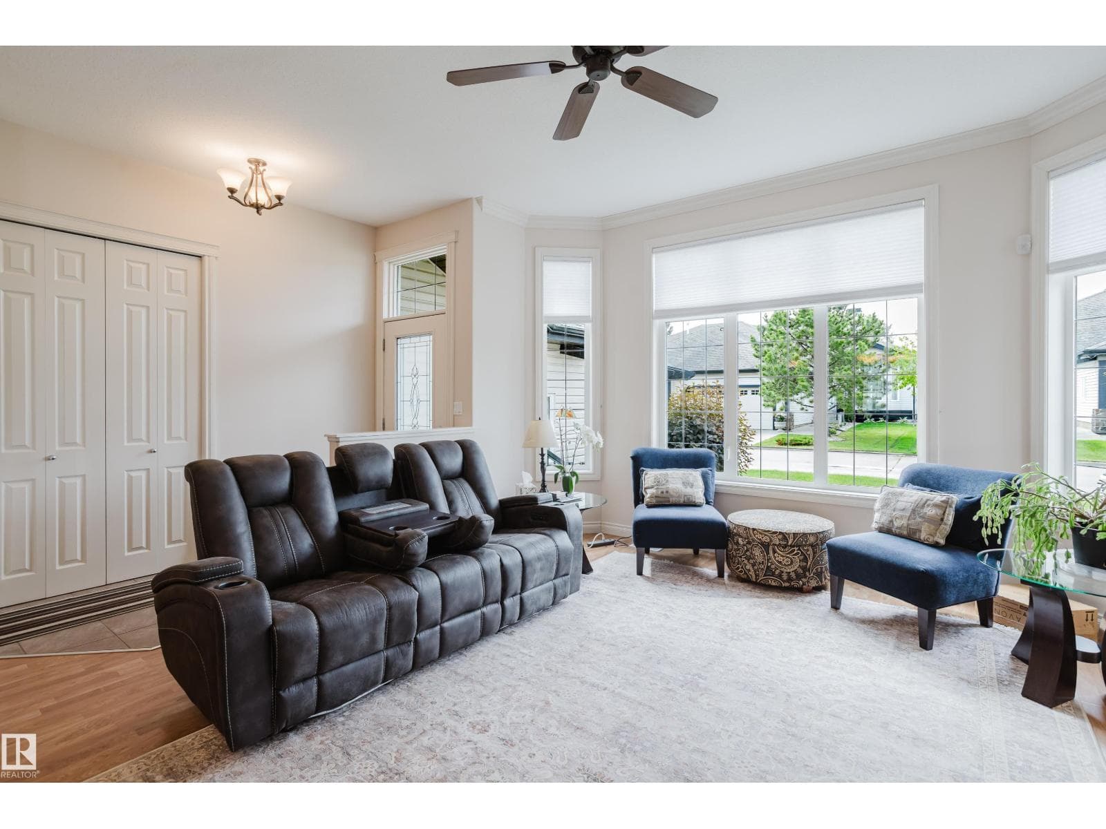 #6 12504 15 AV SW — photo 4
