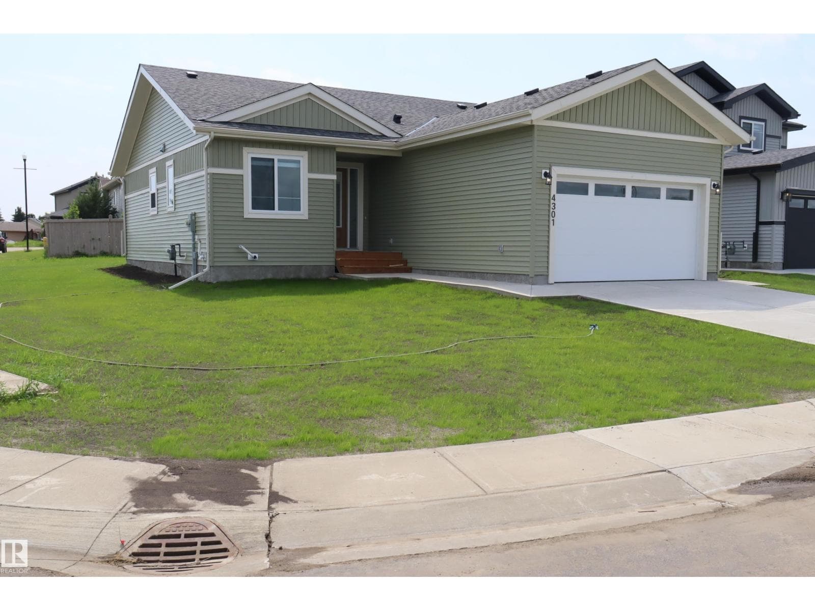4301 Cedar Drive — photo 3