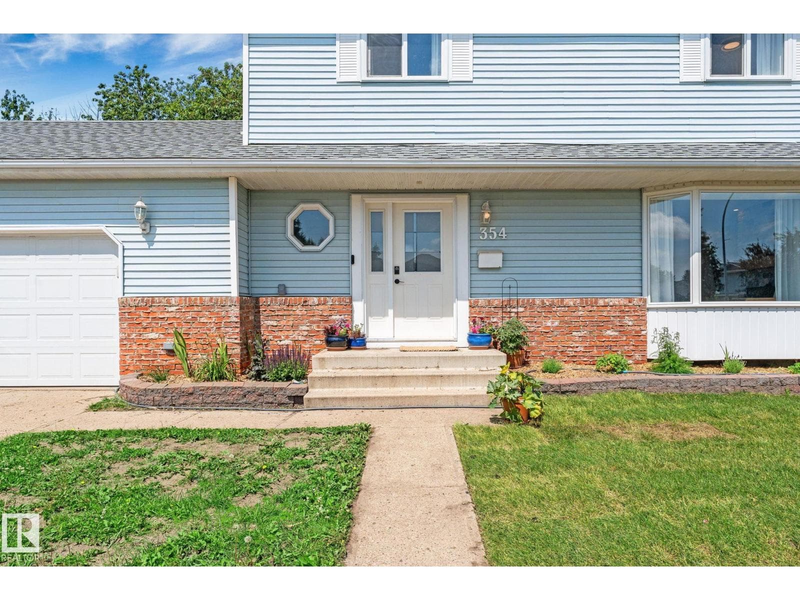 354 VILLAGE DR — photo 5