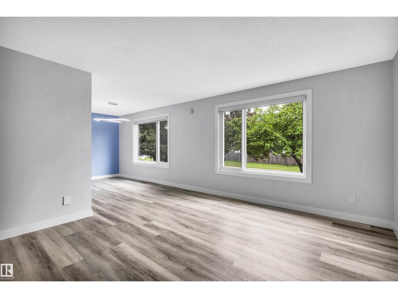 14208 51 ST NW — photo 4
