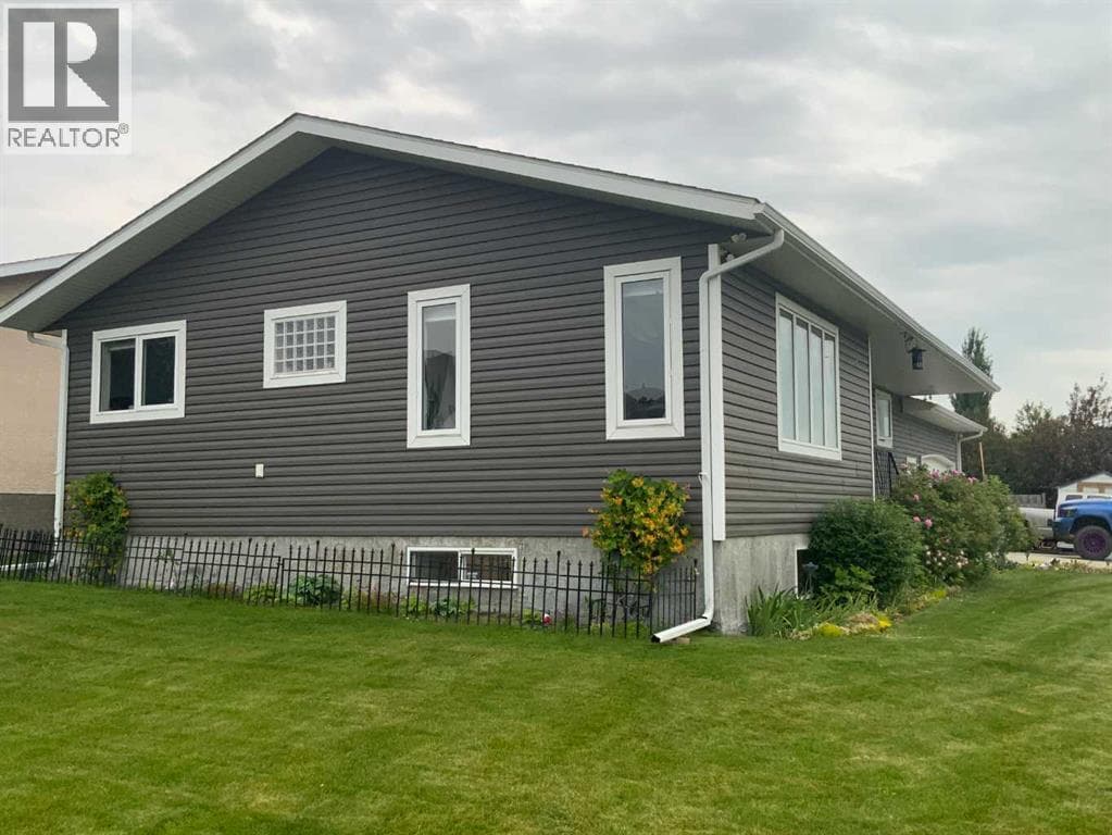 1513 Westview Drive — photo 3