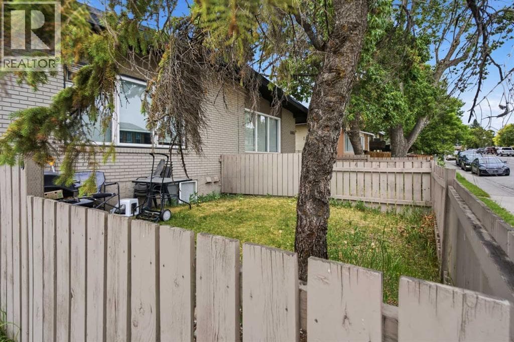 1001 McKinnon Drive NE — photo 5