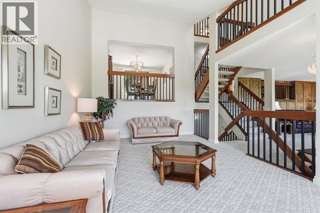 5807 Coach Hill Road SW — photo 2