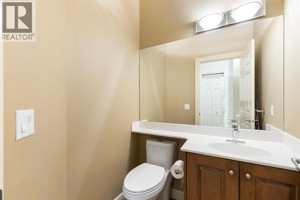 131 Gleneagles Terrace — photo 4