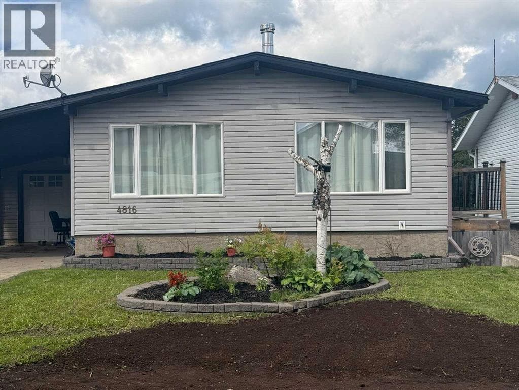 4816 51 Street — photo 2