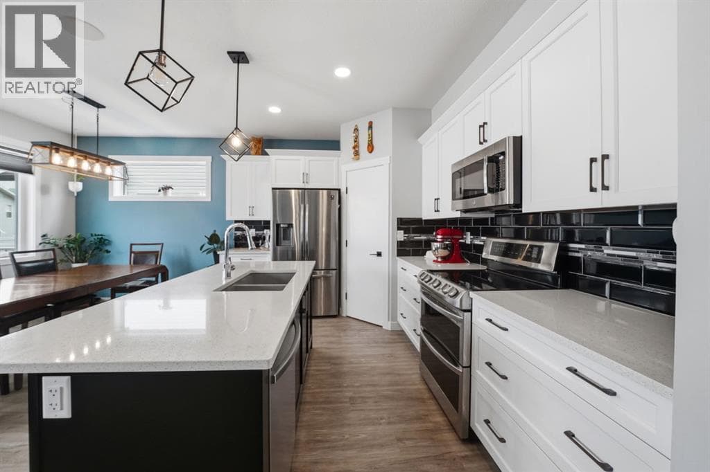 101 Longmire Close — photo 4