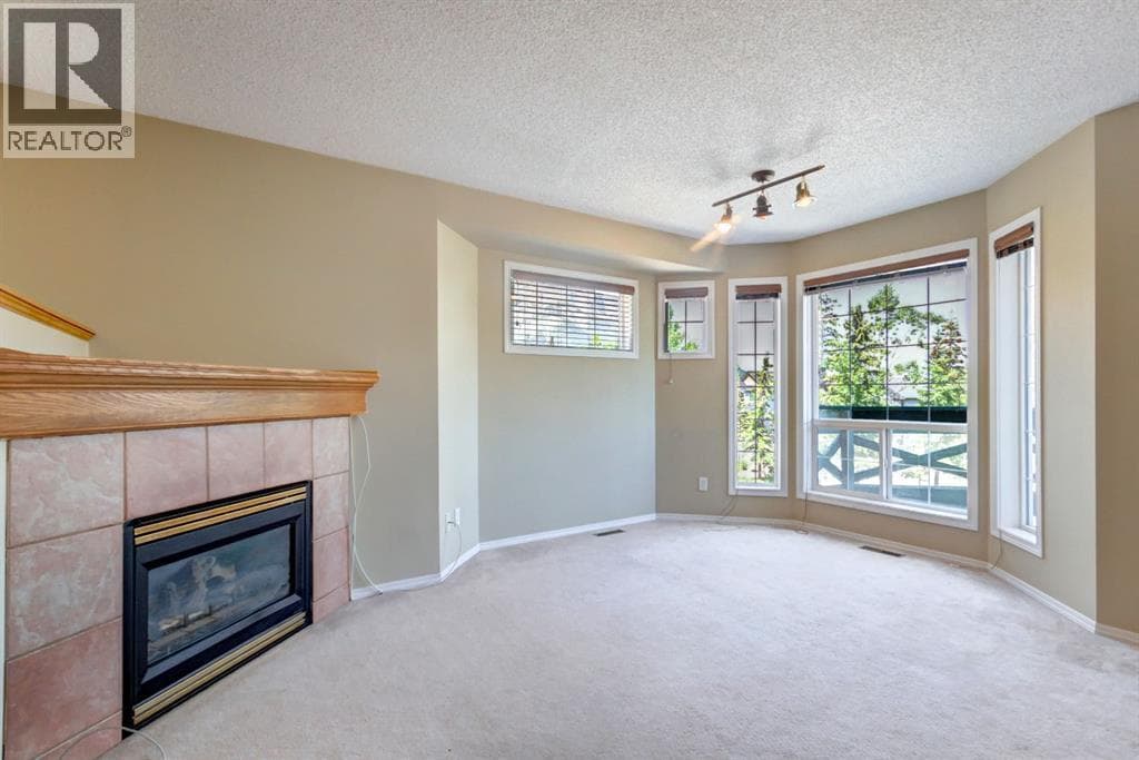 3, 823 Wilson Way — photo 4