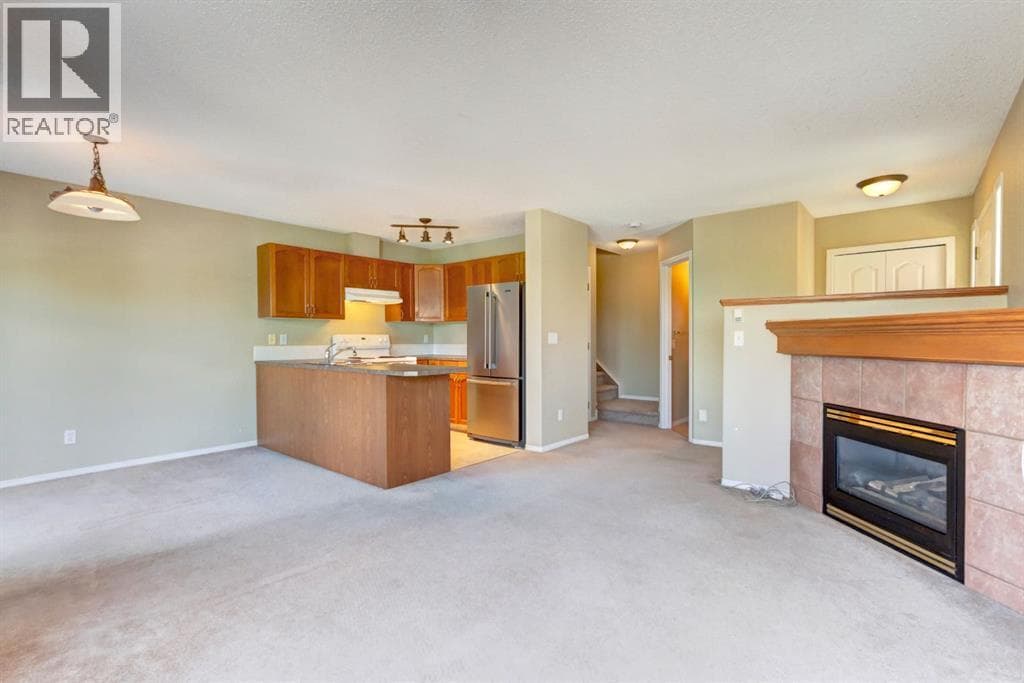 3, 823 Wilson Way — photo 5