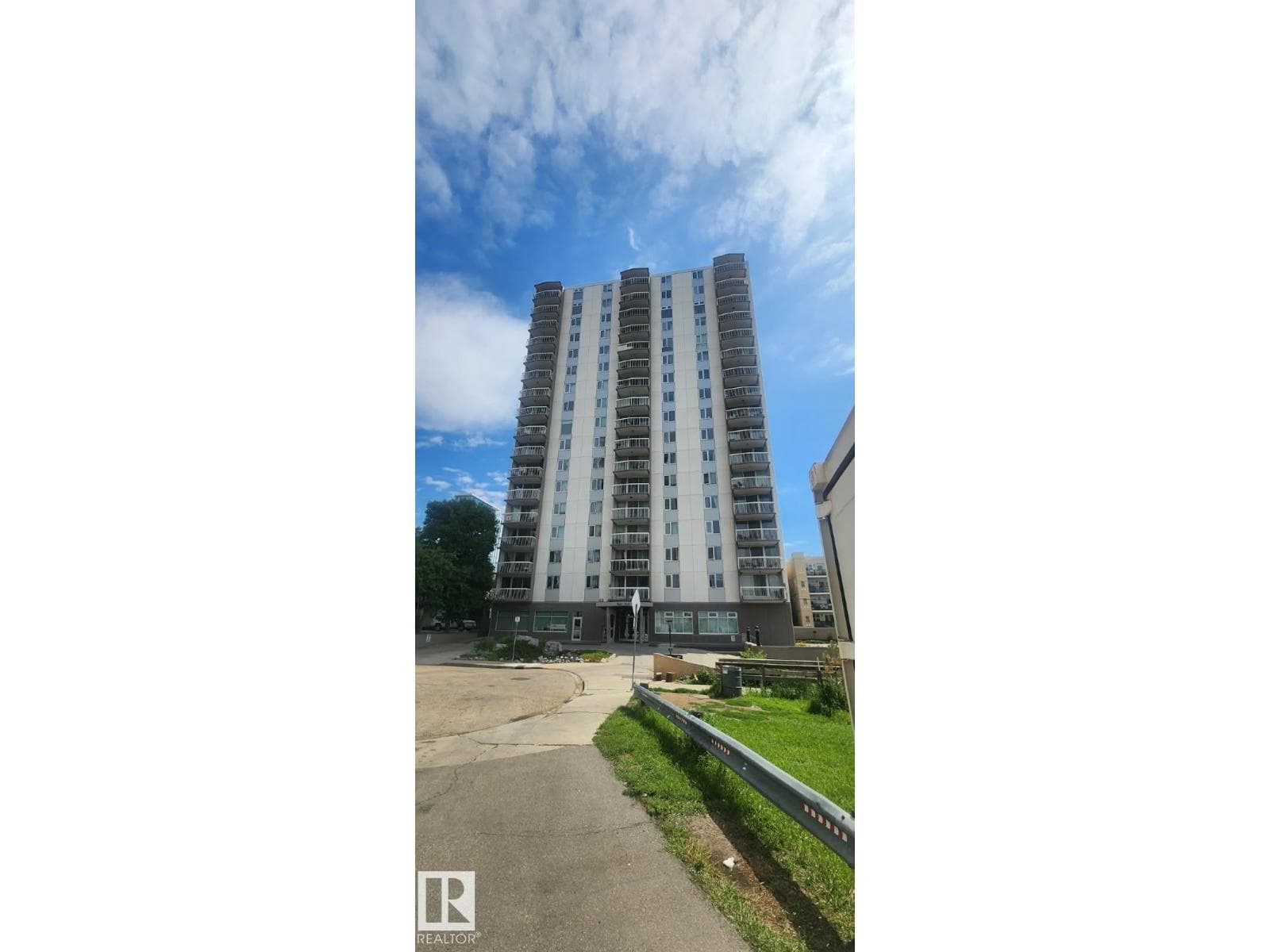 #407 9835 113 ST NW