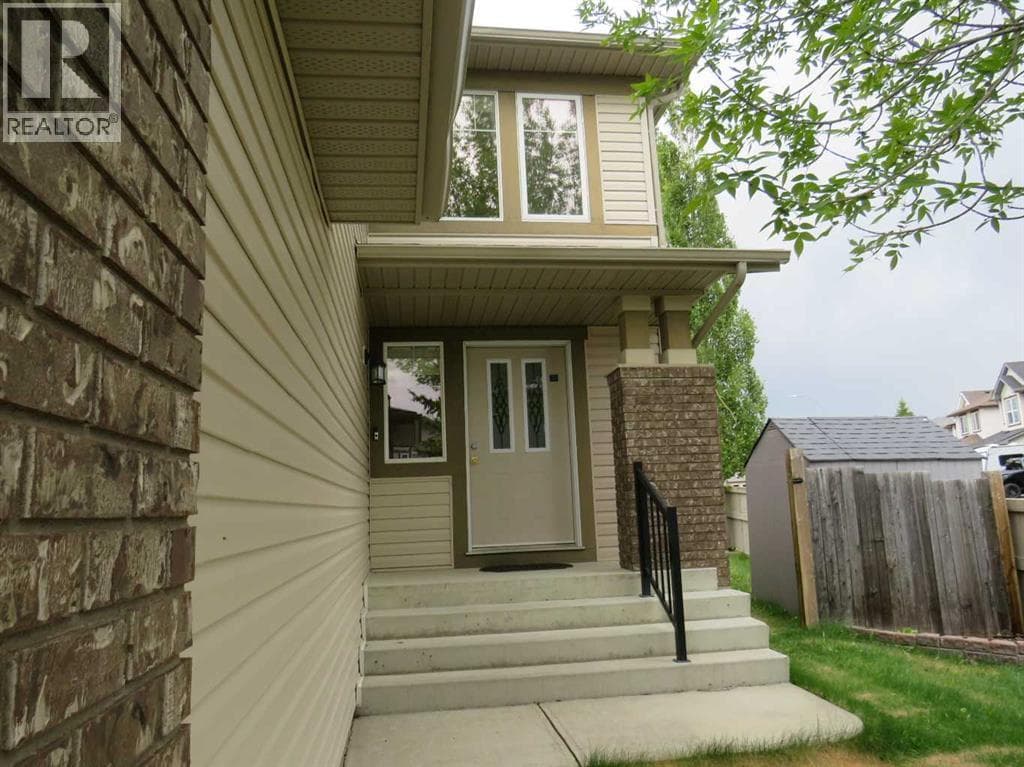35 Panamount View NW — photo 4