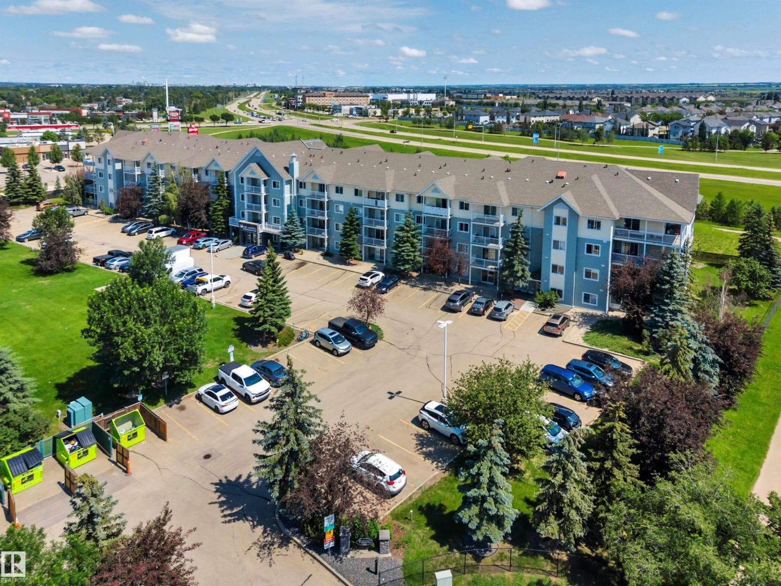 #412 70 WOODSMERE CL