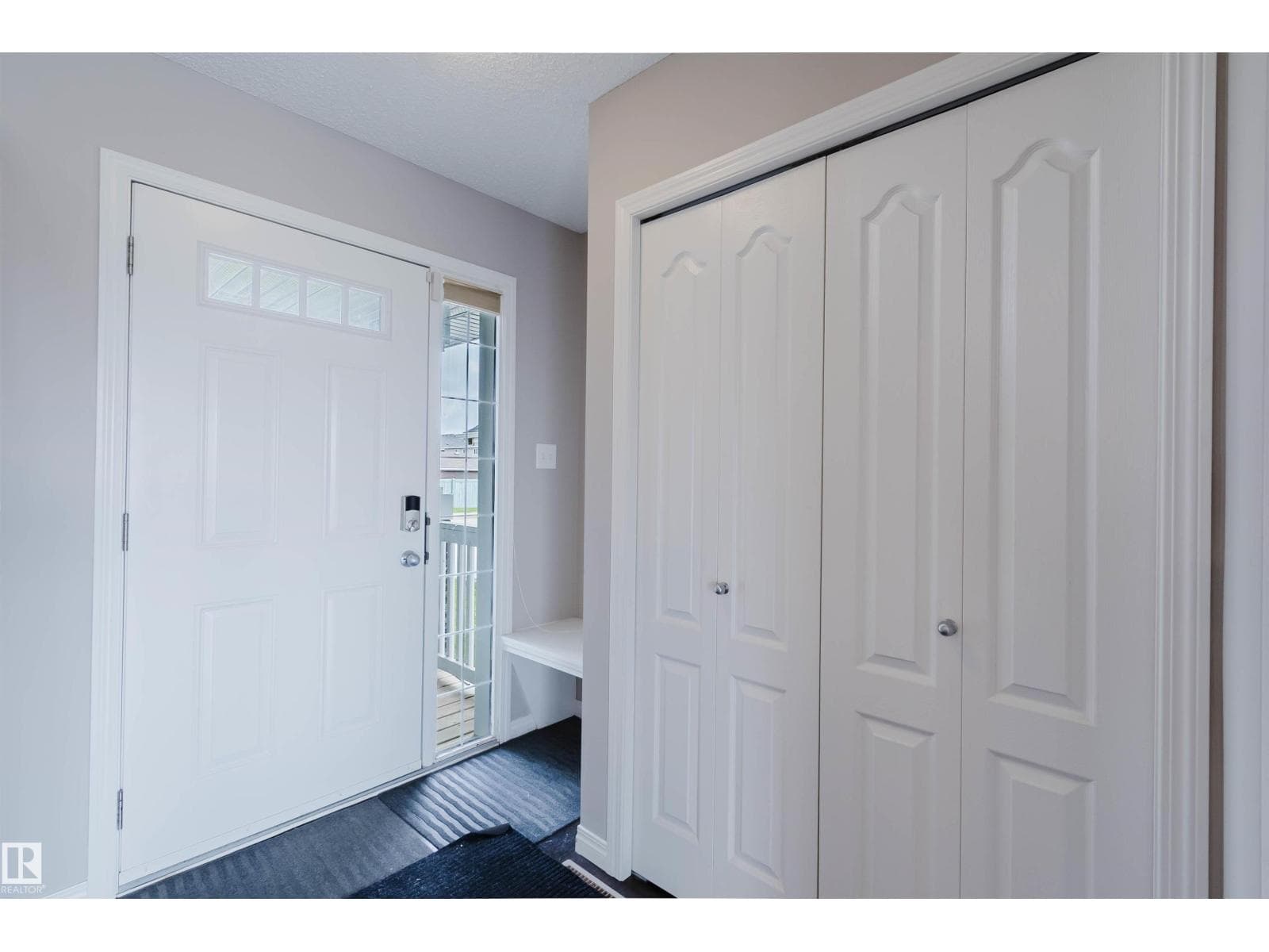 16627 18 AV SW — photo 3