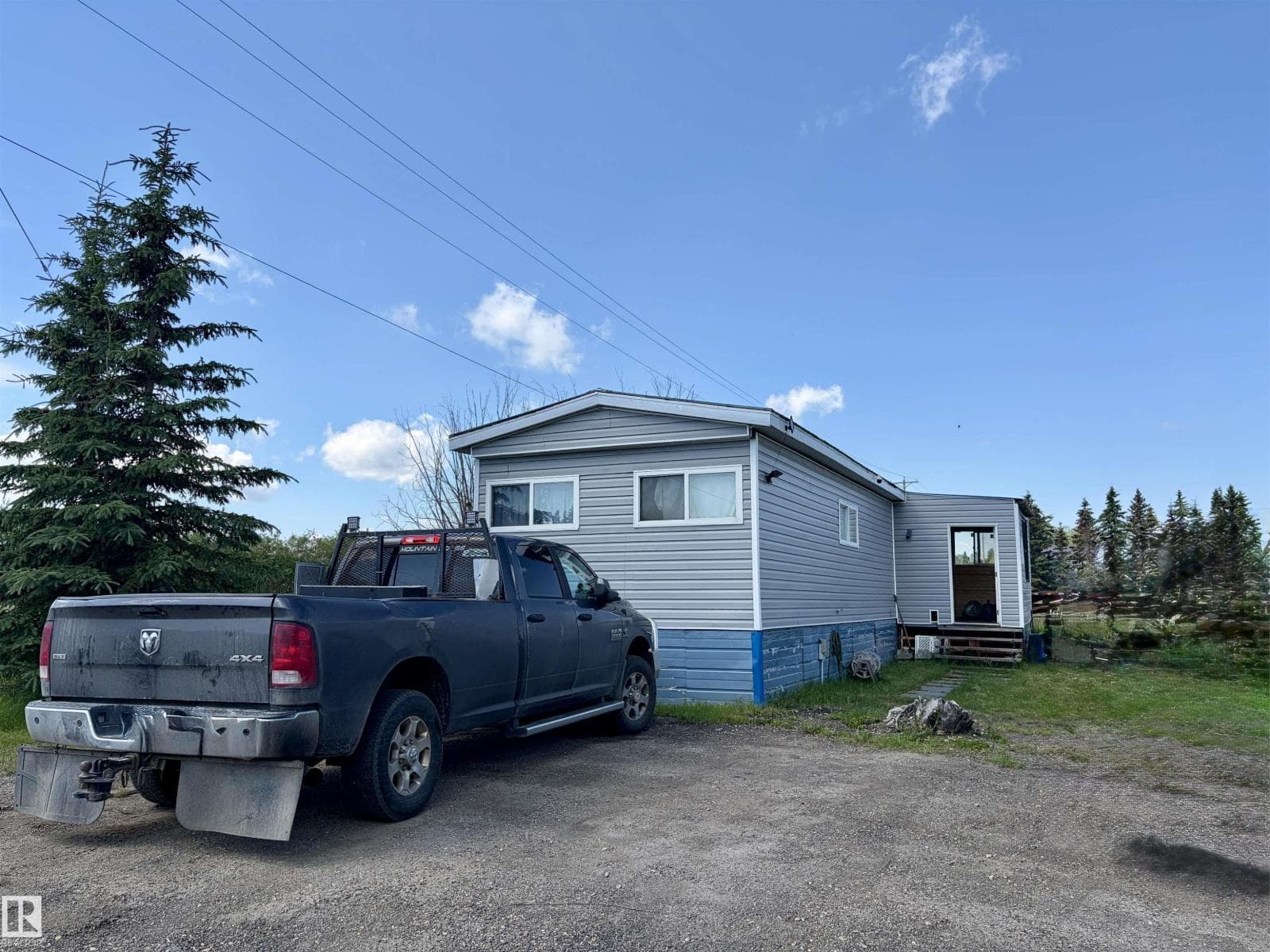 218 Hwy 13 E — photo 4