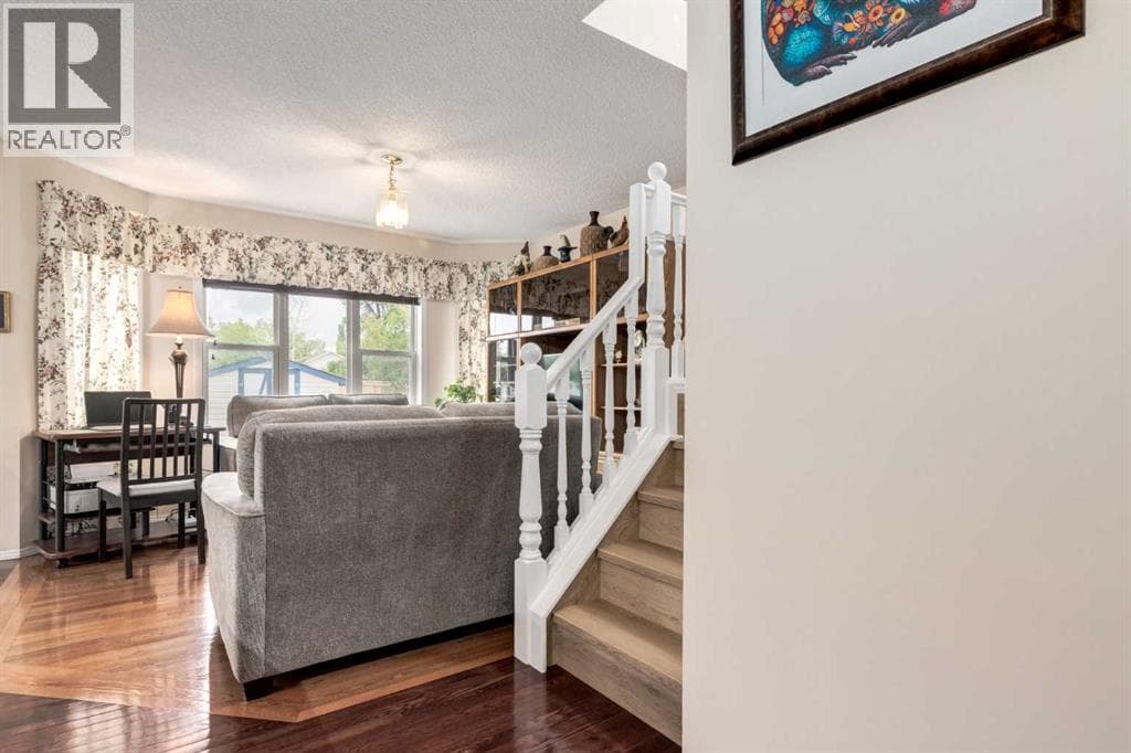 191 Bridlewood Circle SW — photo 5