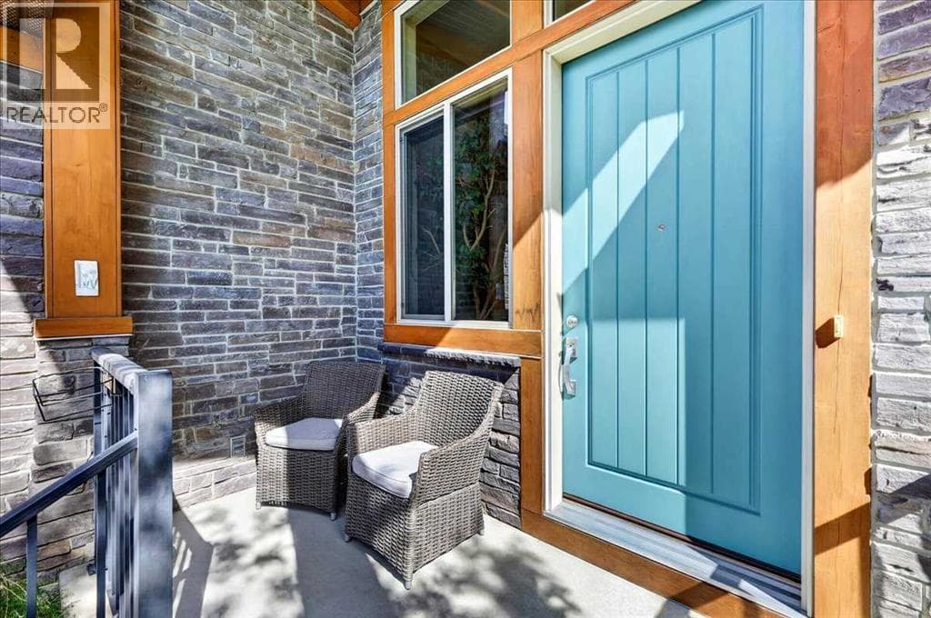 295 Tremblant Way SW — photo 2