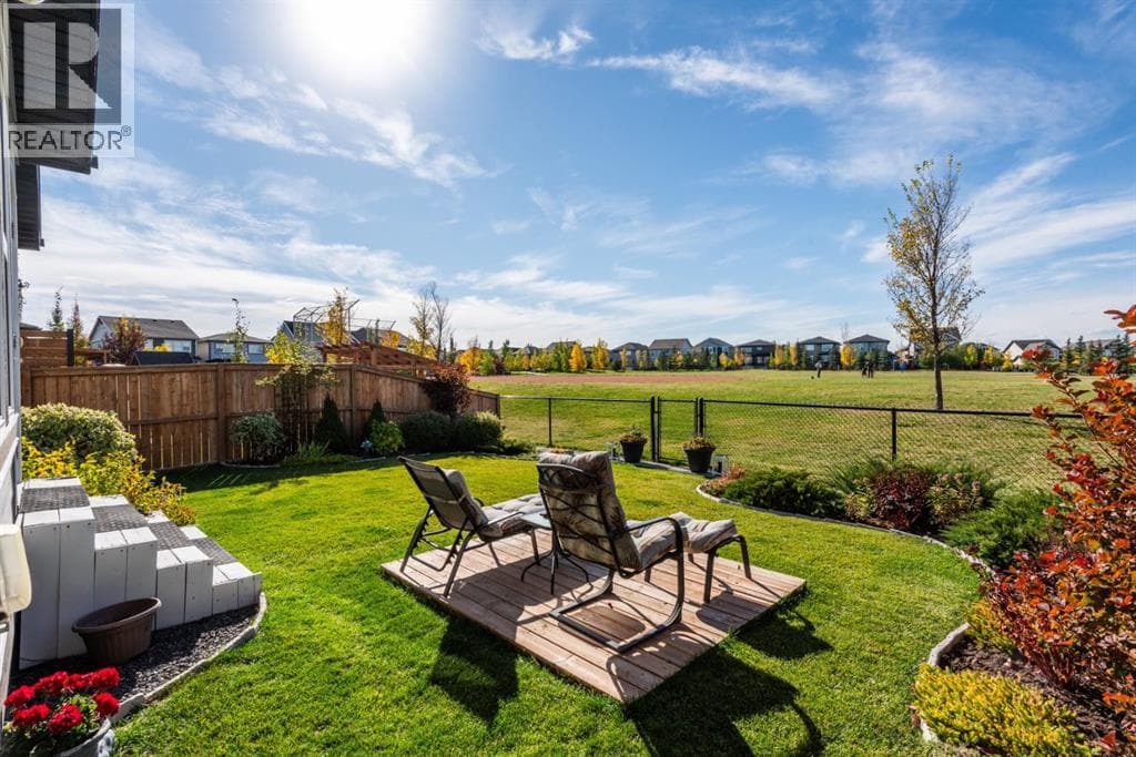 111 Legacy Glen Park SE — photo 2