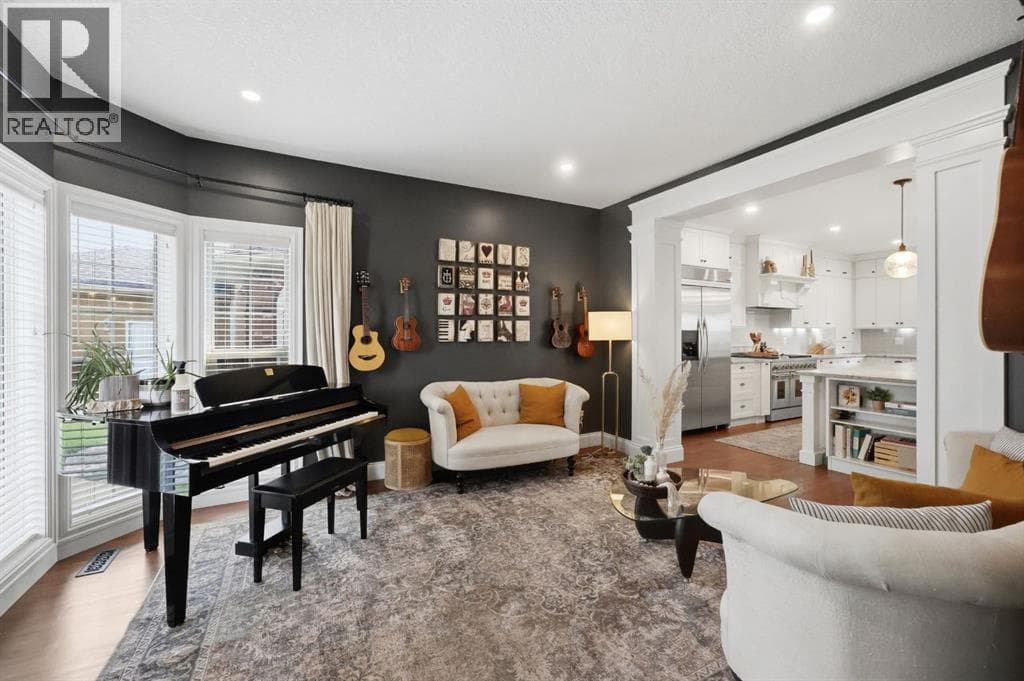 11 Alton Street — photo 3