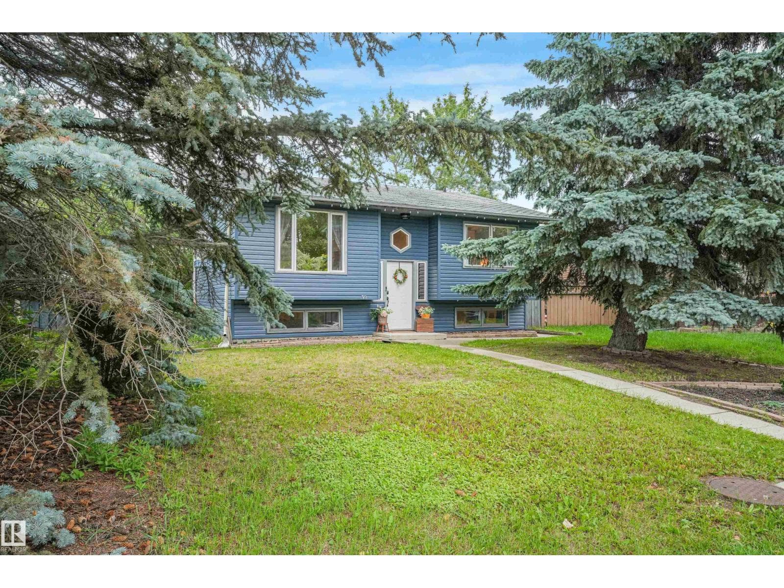 30 GREYSTONE CL