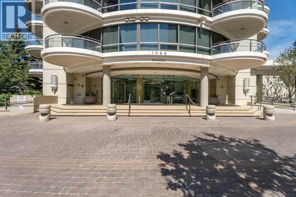 804, 1088 6 Avenue SW — photo 3