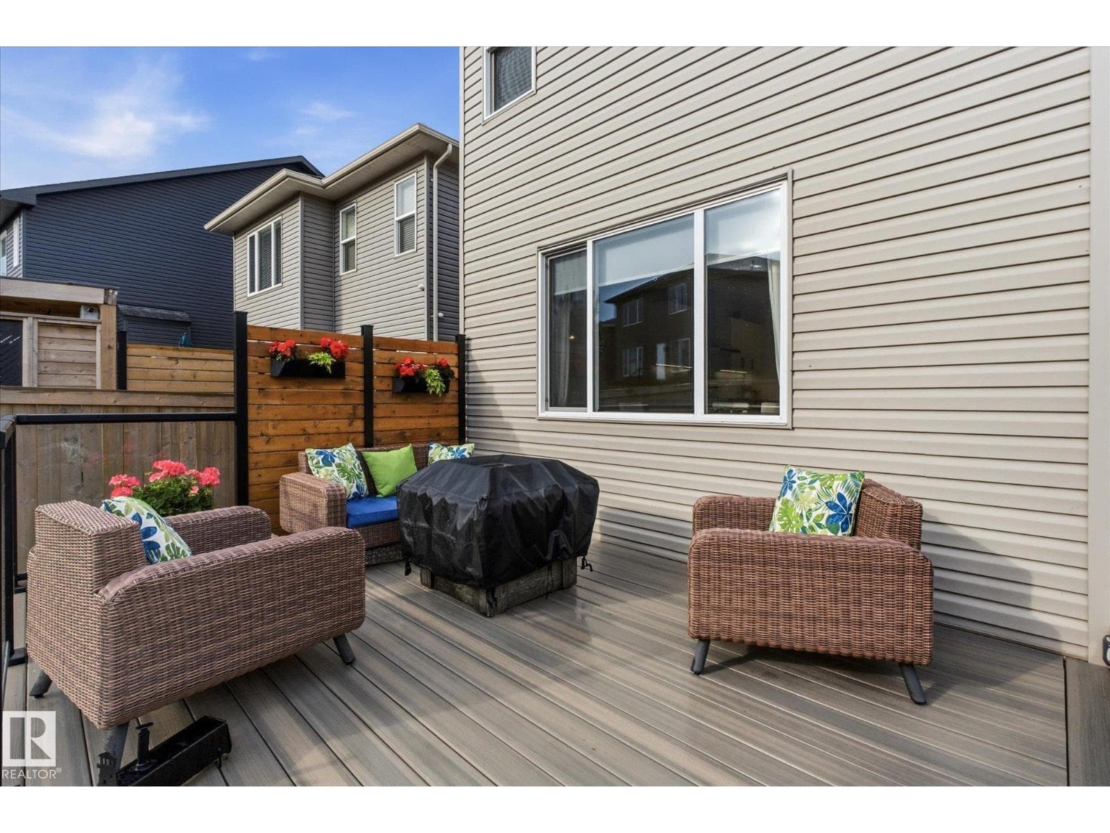 27 HICKORY RD — photo 3