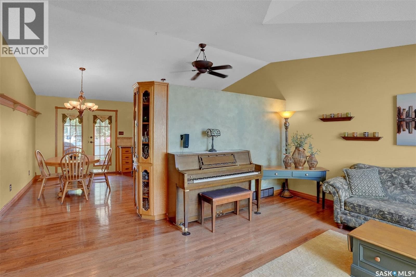 8214 Rankin DRIVE — photo 4